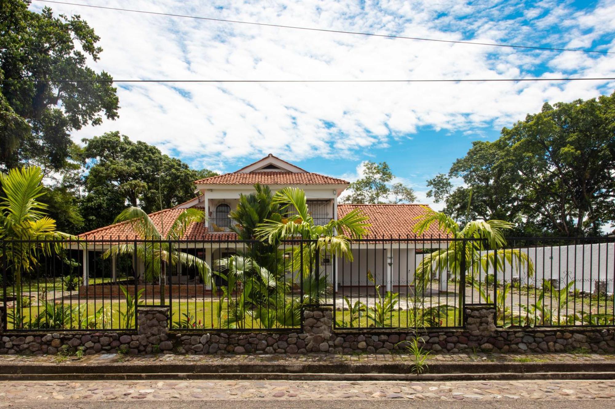 Doral House Villavicencio Бавария Экстерьер фото